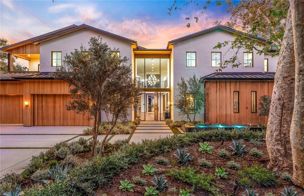 biet thu sang trong anh 1