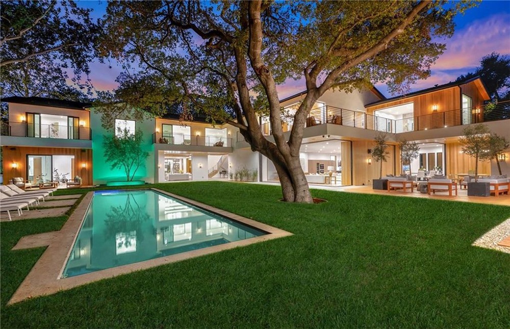 biet thu sang trong anh 13