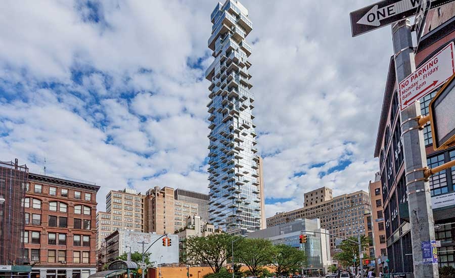 Ben trong toa nha co hinh thu ky di o New York hinh anh