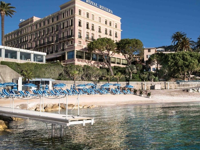 Noi o cua ty phu anh 5