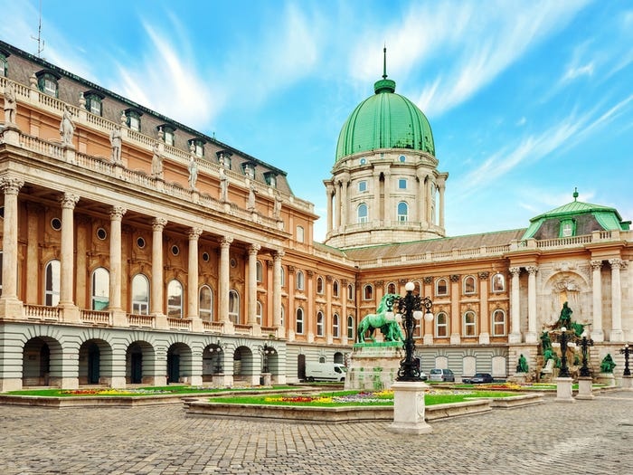 cung dien hoang gia anh 14