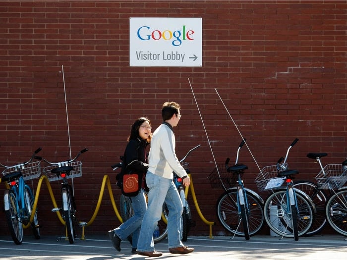 Su that phu phang sau ve hao nhoang cua trung tam cong nghe My hinh anh