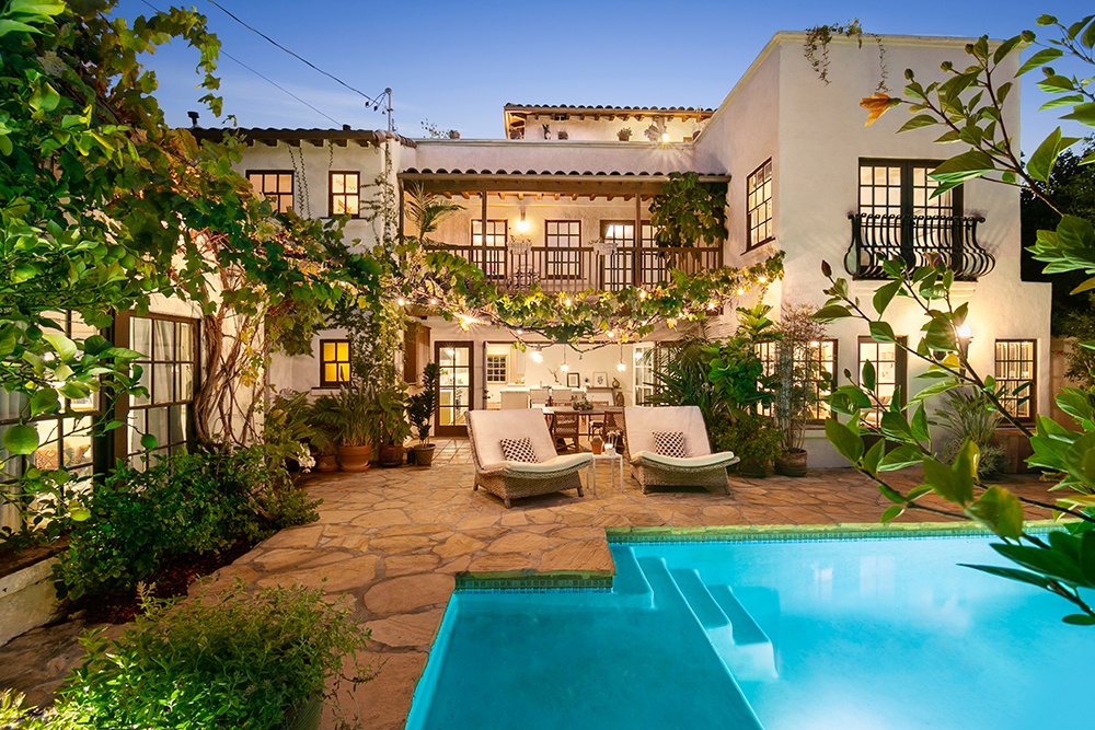 Biet thu xa xi 3 trieu USD cua con gai ty phu My hinh anh