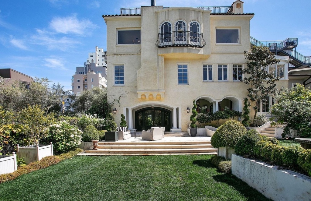 Biet thu sang trong gan 14 trieu USD cua ty phu My hinh anh