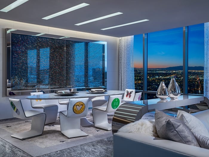 phong khach san dat nhat the gioi anh 10