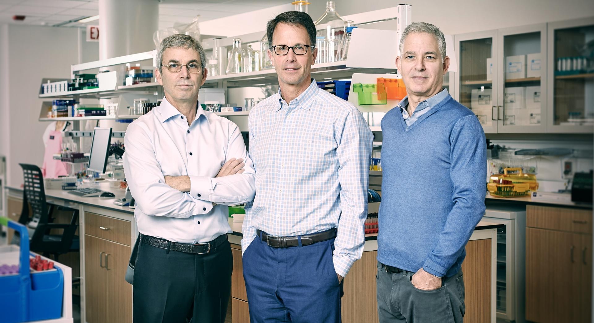 Gia dinh ty phu voi de che y te tien phong trong Covid-19 hinh anh