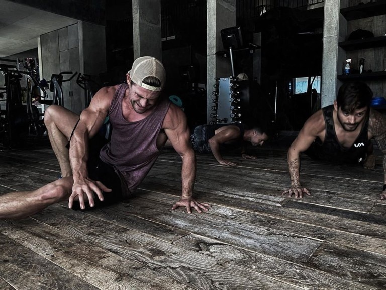 Biet thu cua Chris Hemsworth anh 7