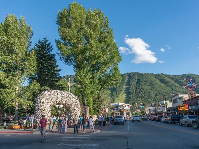 nha giau My trong dich Covid-19 anh 5