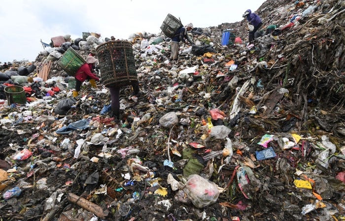 Quoc te Lao dong anh 1