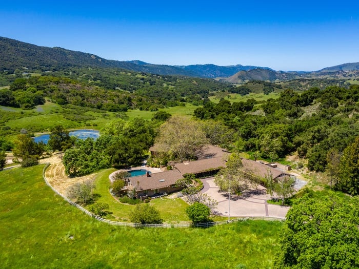 Trang trai hao nhoang 37,5 trieu USD cua cha de Apple hinh anh