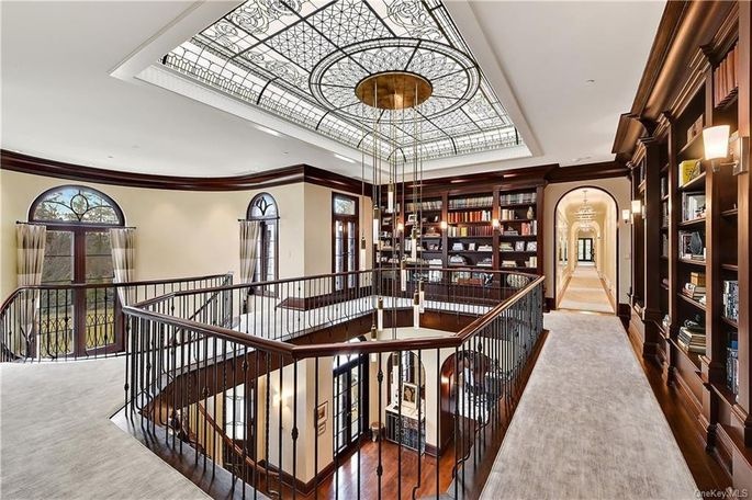 Nguoi giau nhat the gioi anh 7