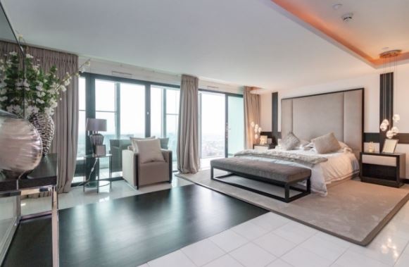 Can penthouse 4,6 trieu USD cua cuu danh thu Manchester United hinh anh