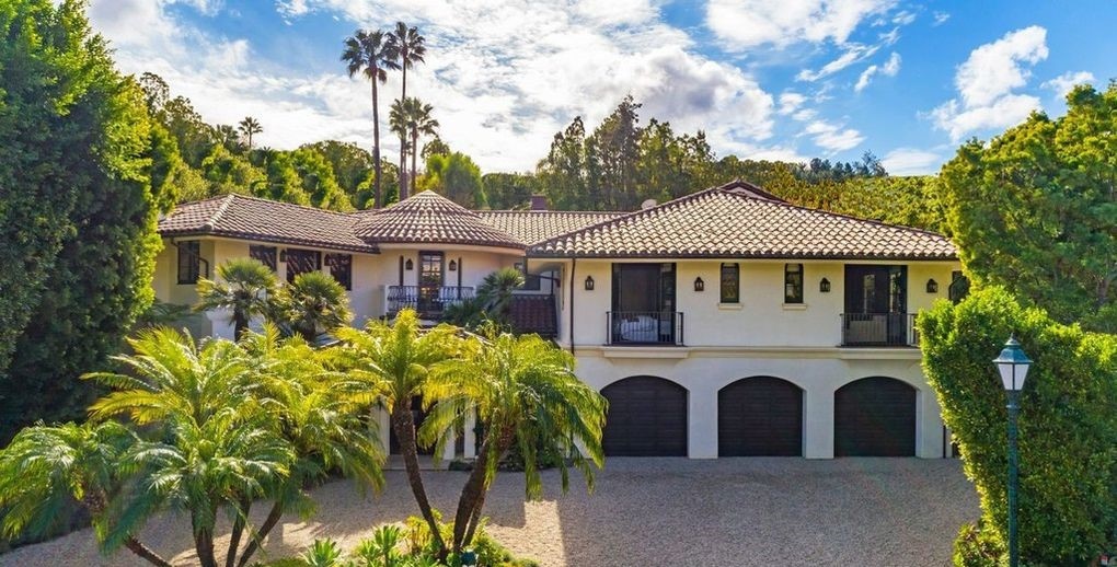 Biet thu 9 trieu USD cua ngoi sao nhom Linkin Park hinh anh