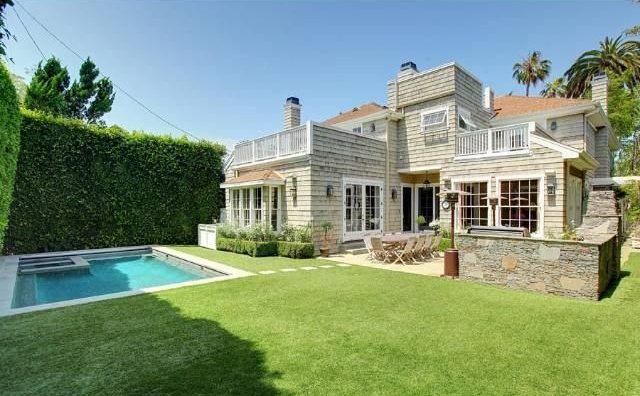 Biet thu 6,7 trieu USD cua mot giam doc Amazon hinh anh