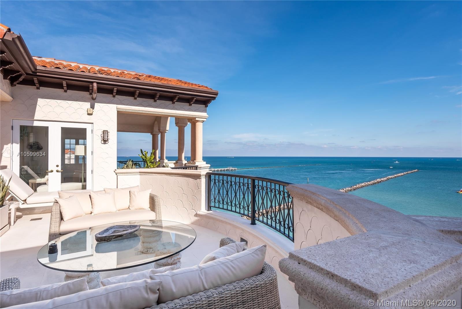 Can penthouse ven bien 20 trieu USD cua ty phu Canada hinh anh