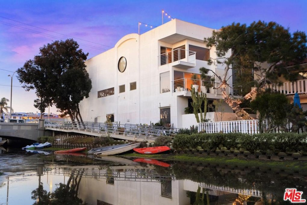 Biet thu 5,4 trieu USD duoc con trai Tong thong Biden thue hinh anh