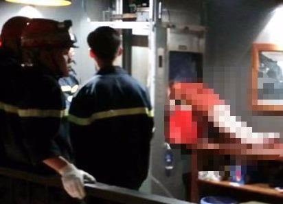 Ket dau trong thang may chuyen do an, nam thanh nien tu vong tai cho hinh anh