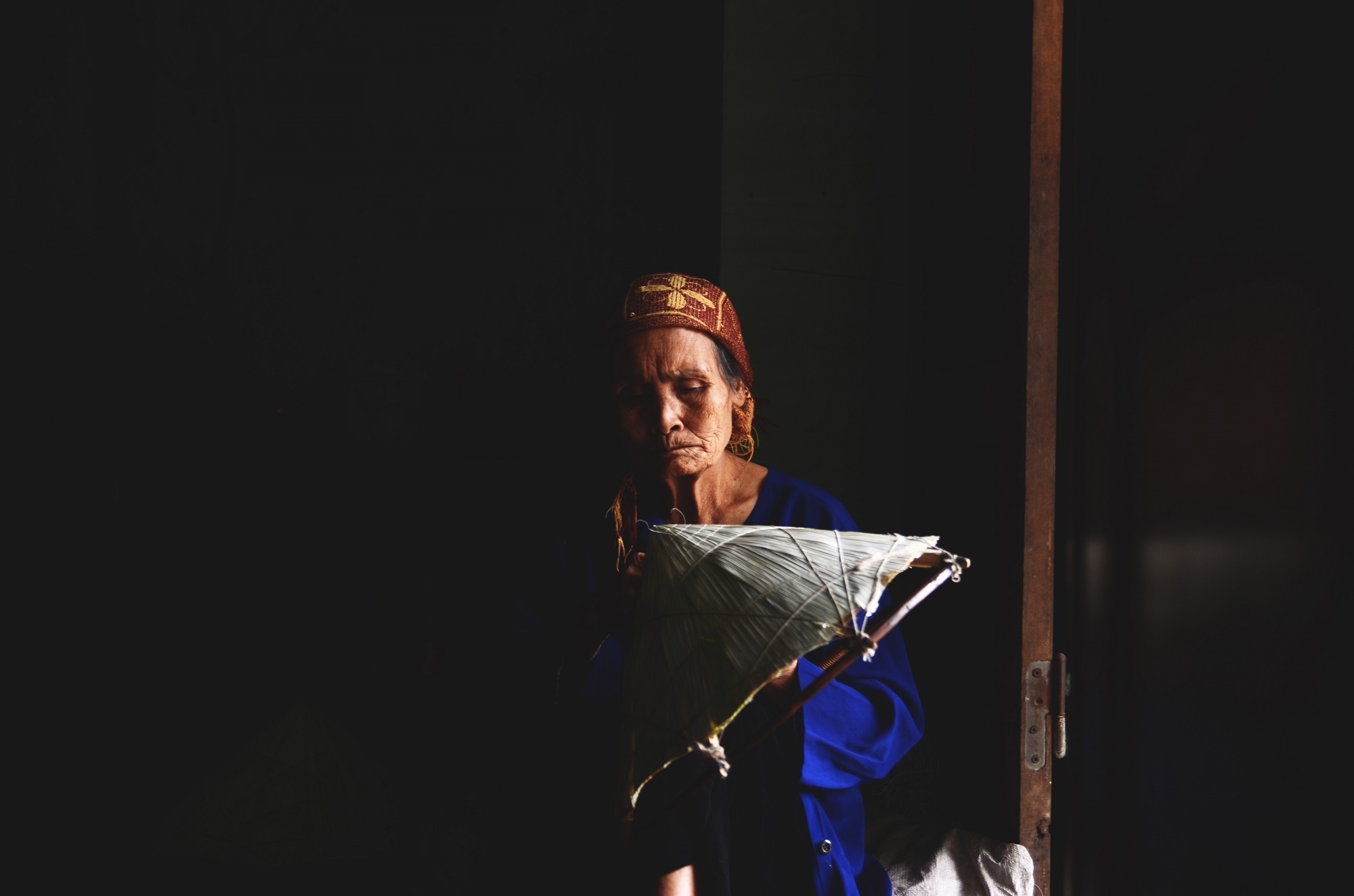 chat doc mau da cam anh 12