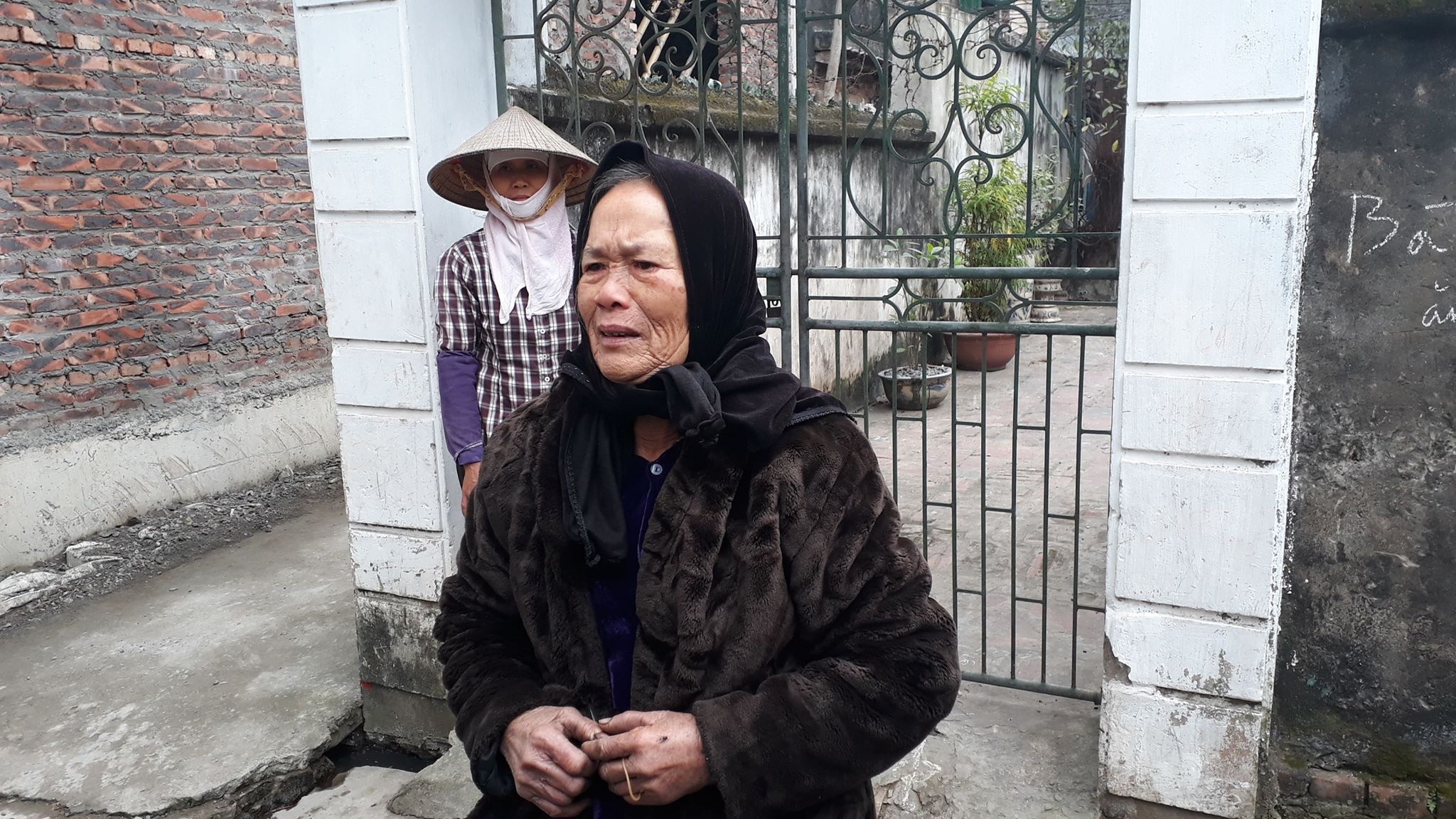 Mất tiền do chơi phường ảnh 1 Mat tien do choi phuong anh 1