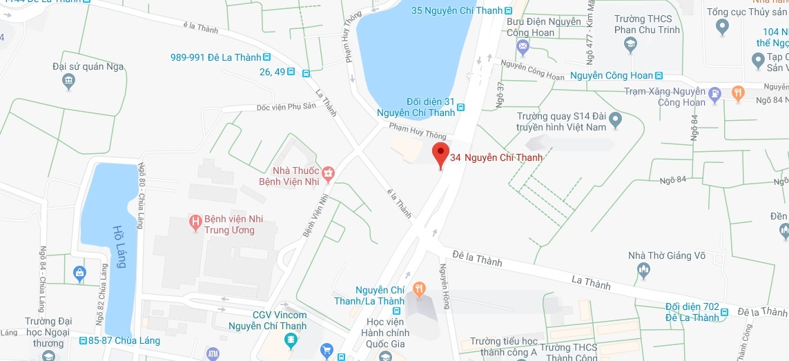 Ôtô 7 chỗ tông liên hoàn nhiều xe máy  ảnh 3 Oto 7 cho tong lien hoan nhieu xe may anh 3