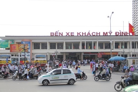 3 nguoi tren taxi danh tu vong tai xe xe ba gac sau va cham hinh anh
