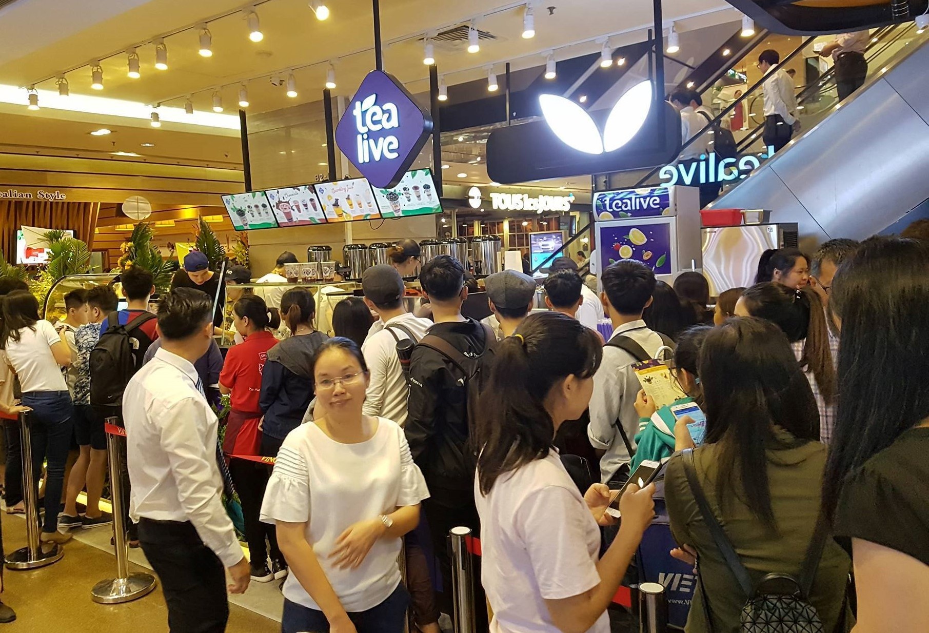 tại sao doanh nghiệp đua nhau kinh doanh trà sữa ảnh 2 tai sao doanh nghiep dua nhau kinh doanh tra sua anh 2