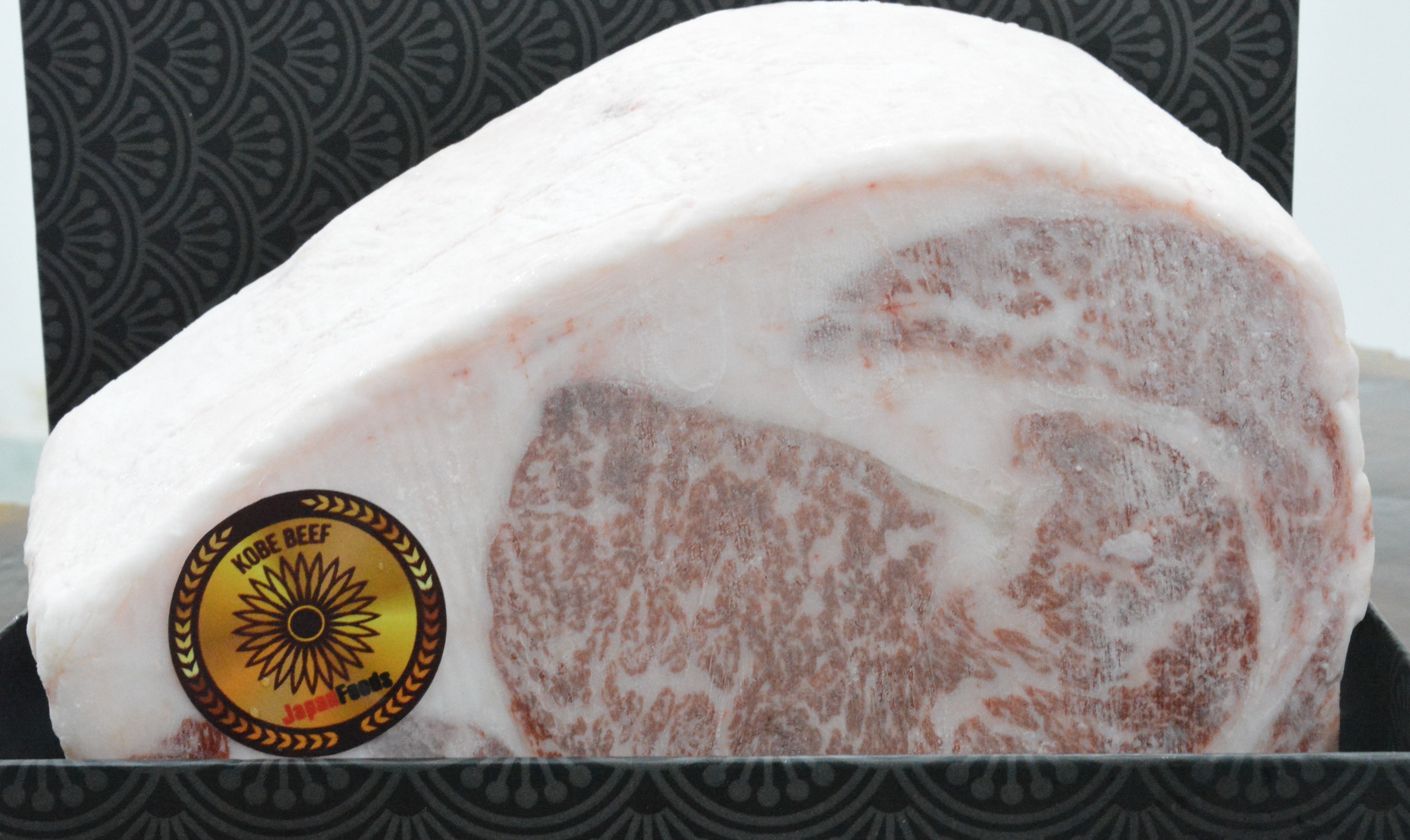 Thit bo Kobe duoc ban nhu the nao tai Viet Nam? hinh anh