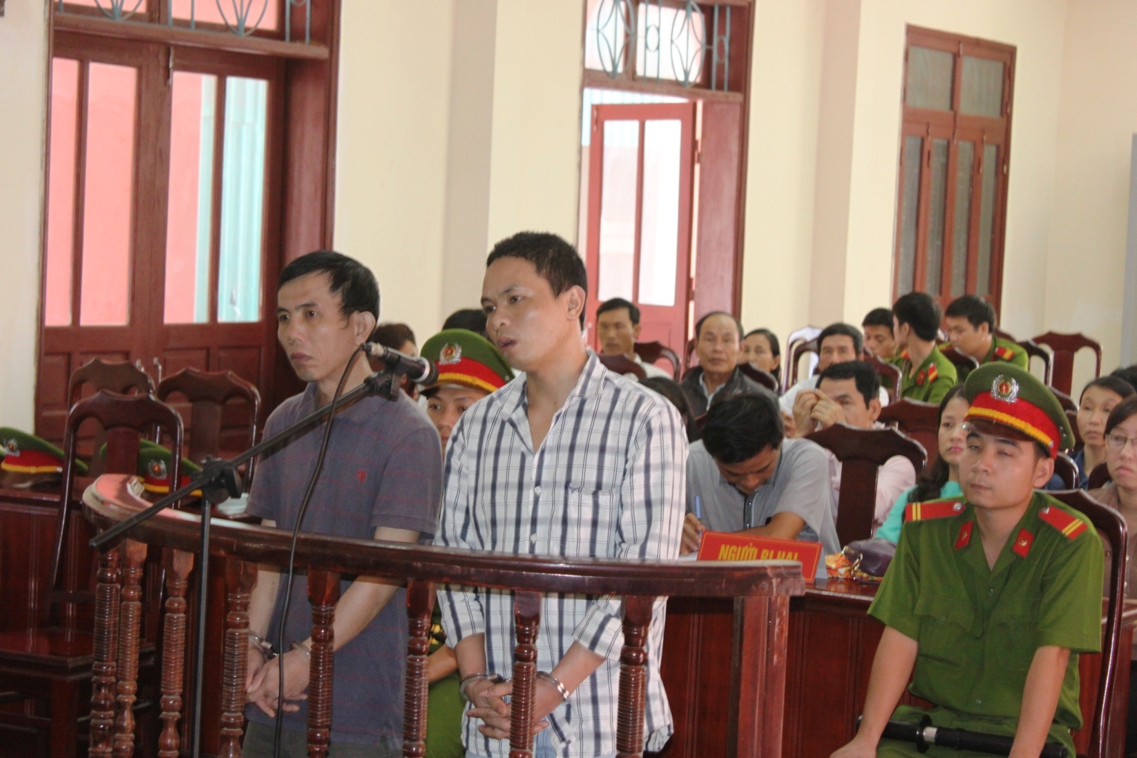 Trom qua nhieu vang, nhan nen... khong nho noi tieu thu hinh anh