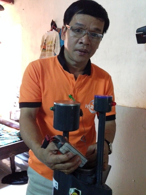 4.Theo ông Ngà cho biết, chính niềm đam mê với loại hình mô hình điều khiển từ xa đã giúp mình theo đuổi ước muốn tạo ra chiếc tàu ngầm không người lái.