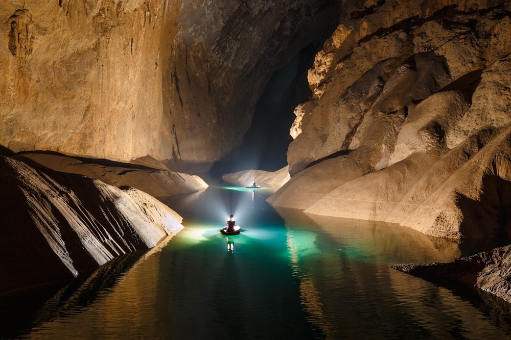 Dai su chinh phuc Son Doong di bo gan 50 km hinh anh
