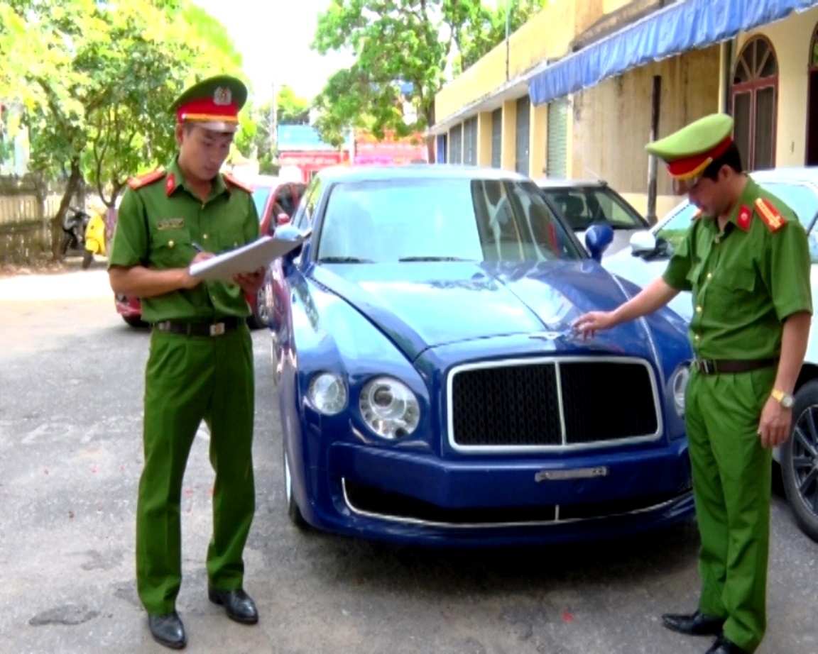 Oto tai cho xe Bentley nhap lau hinh anh