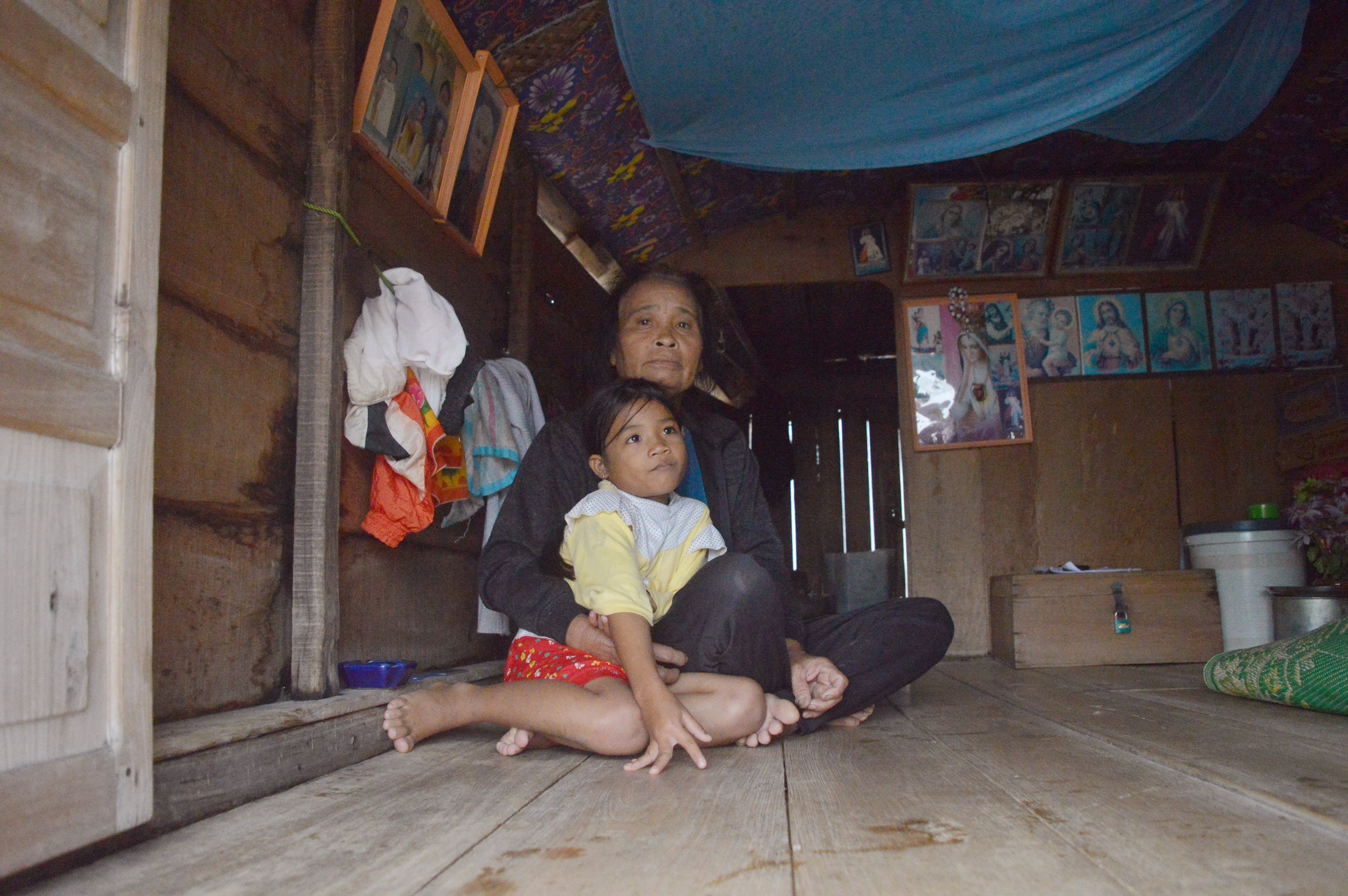 Xom 3 nha giua song Gianh anh 7