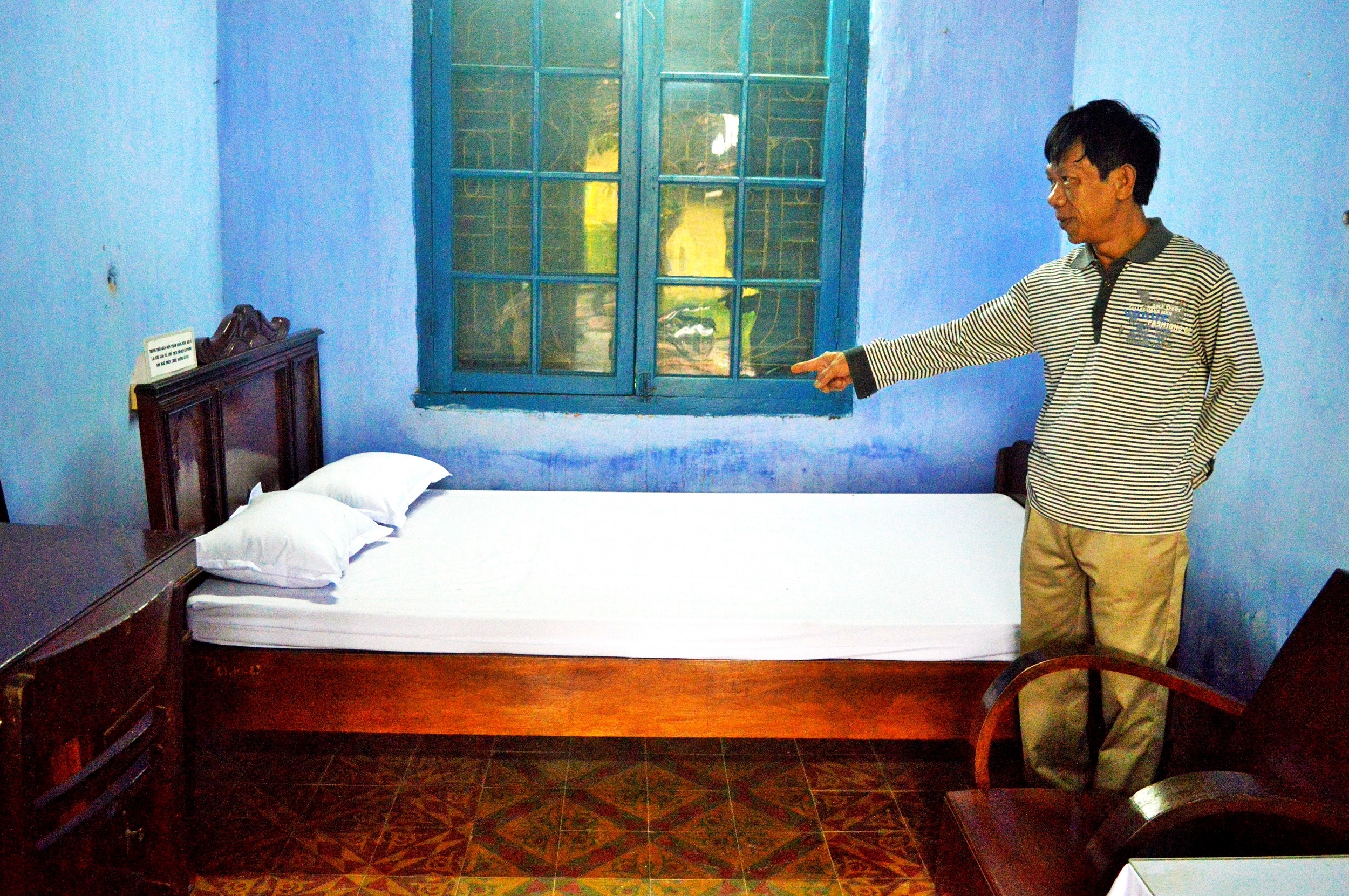 Chiec giuong ngoai co phuc vu Chu tich Fidel Castro hinh anh