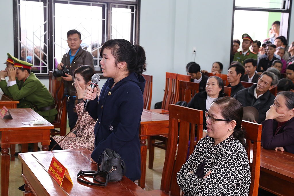 Cap doi song sinh giet nguoi anh 2