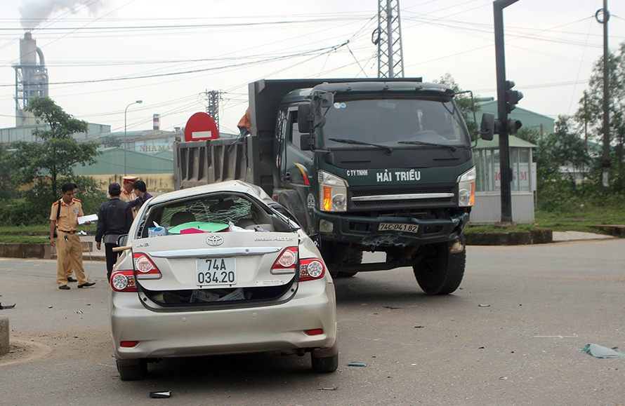 Chủ nhiệm ủy ban kiểm tra tỉnh ủy gặp tai nạn ảnh 1 Chu nhiem uy ban kiem tra tinh uy gap tai nan anh 1