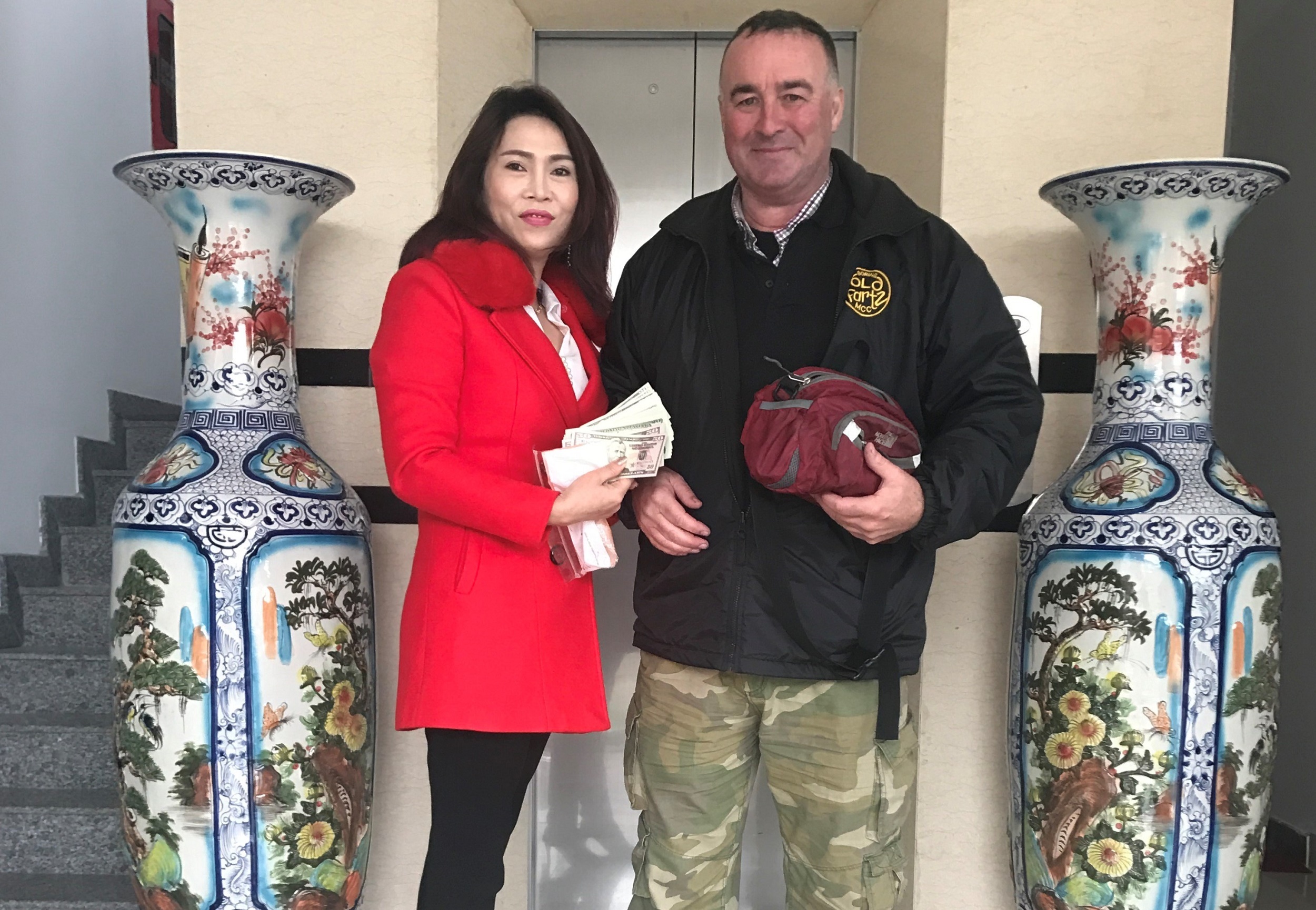 Du khach bo quen tien anh 1