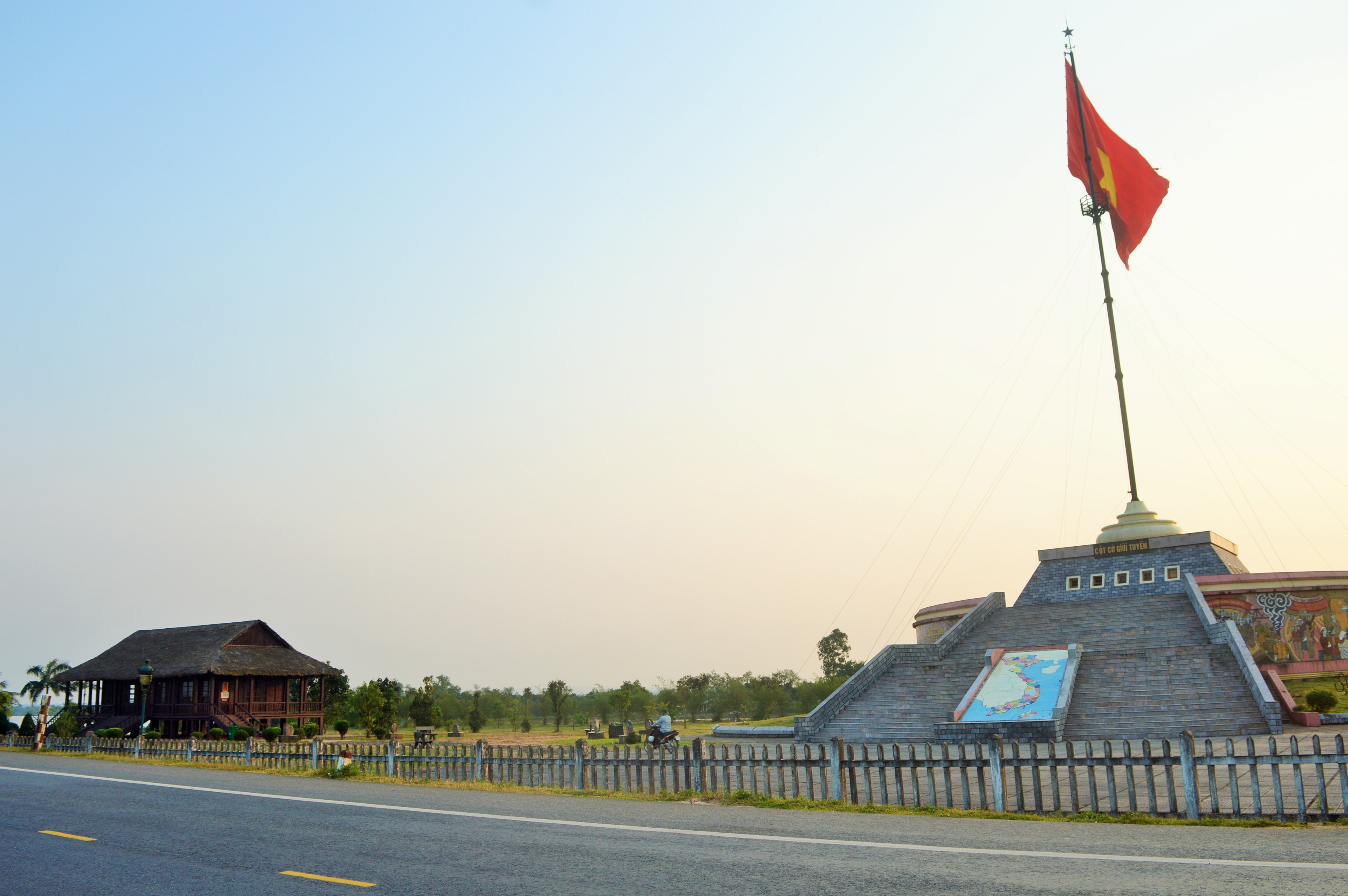 Nguoi giu cot co gioi tuyen anh 3