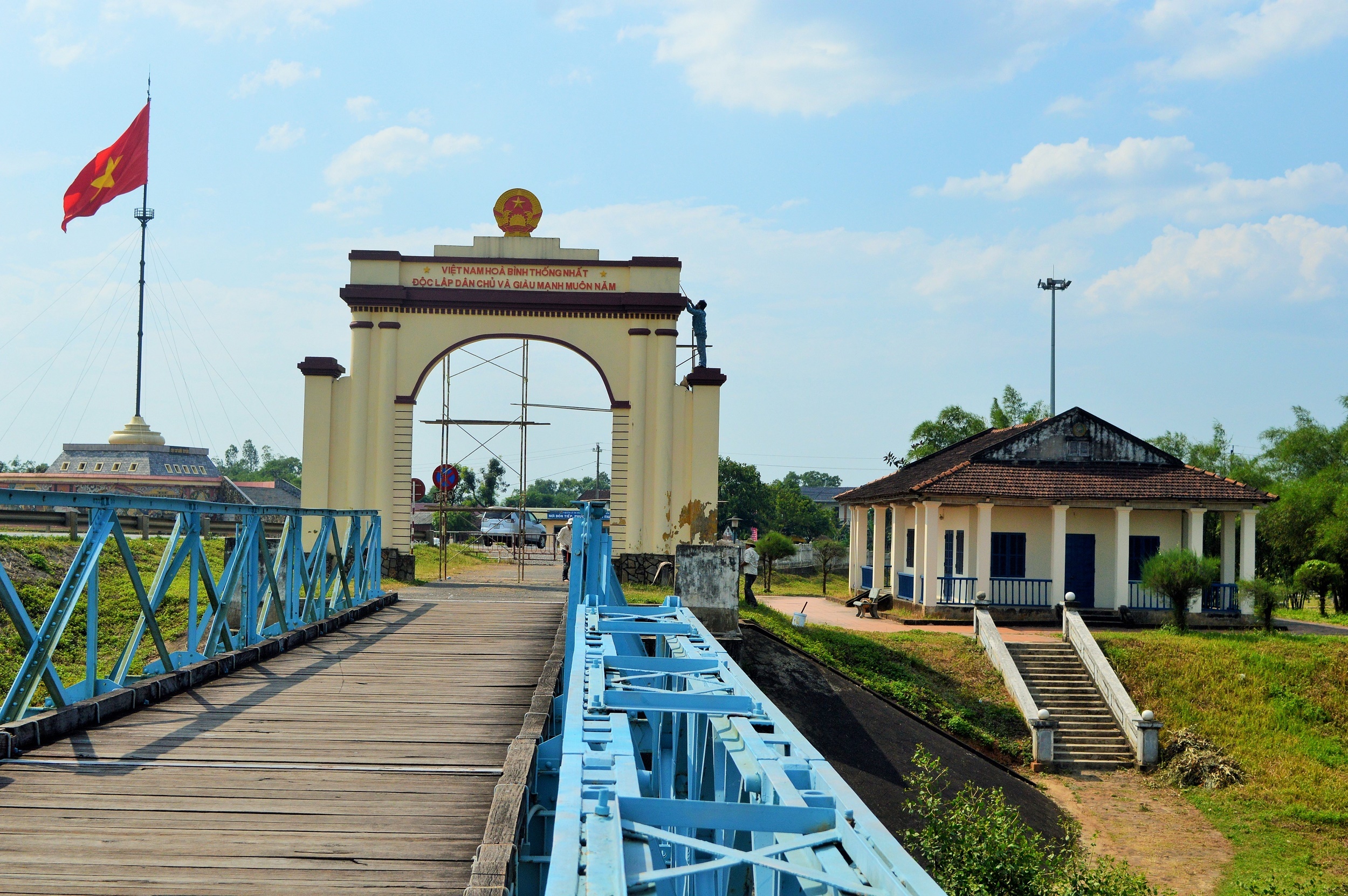 Khu phi quan su vi tuyen 17 anh 12