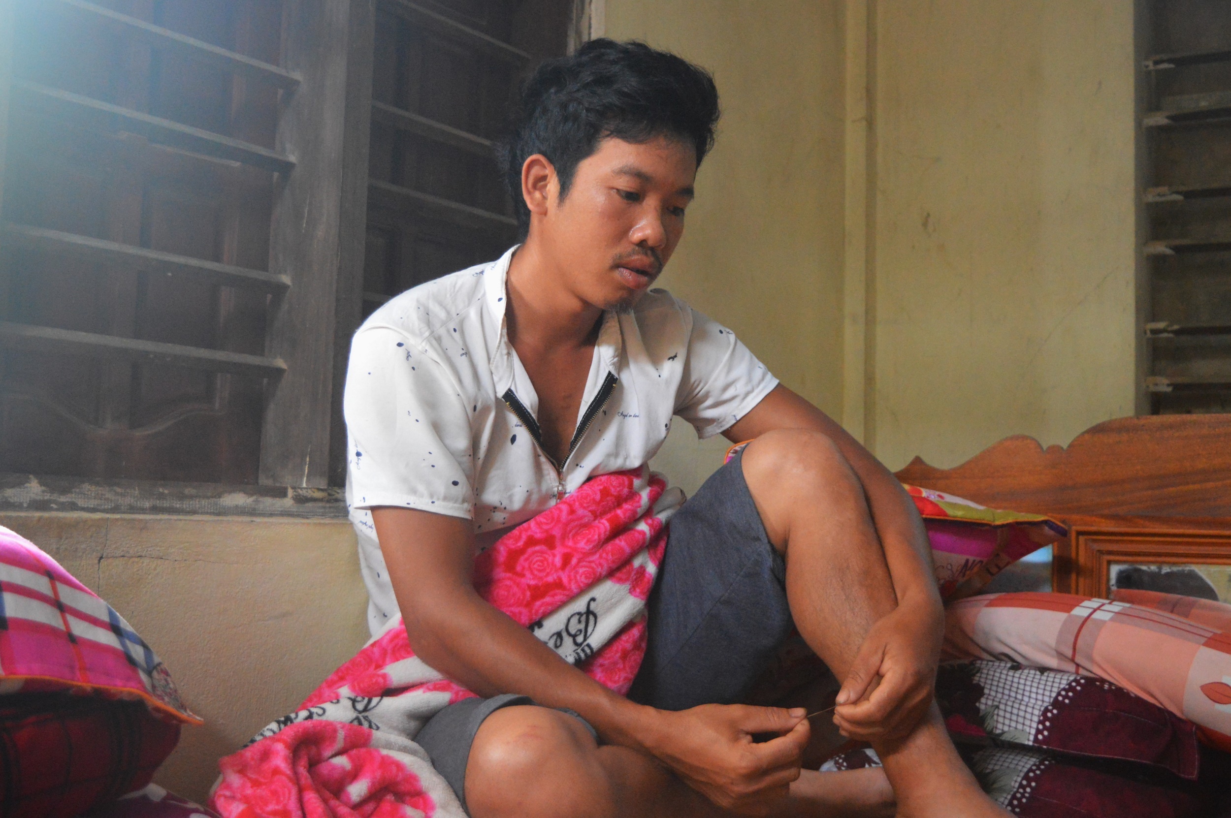 5 nguoi bi set danh khi dang cam bat che mua anh 2