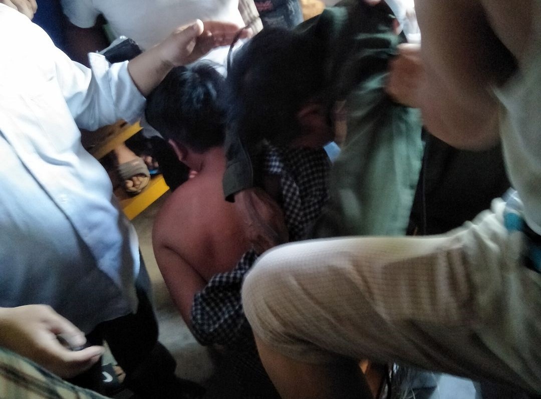 Nguoi dan gan noi be trai 6 tuoi mat tich vay danh 2 thanh nien la hinh anh