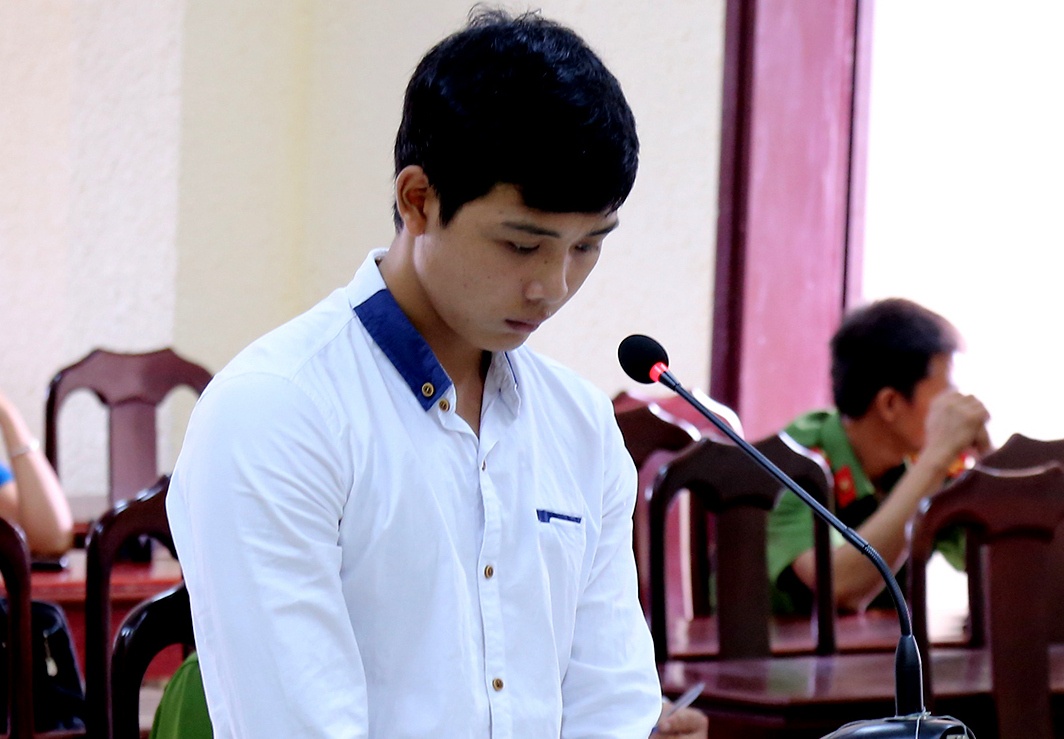 Hung thu dam chet ban nhau linh 12 nam tu hinh anh