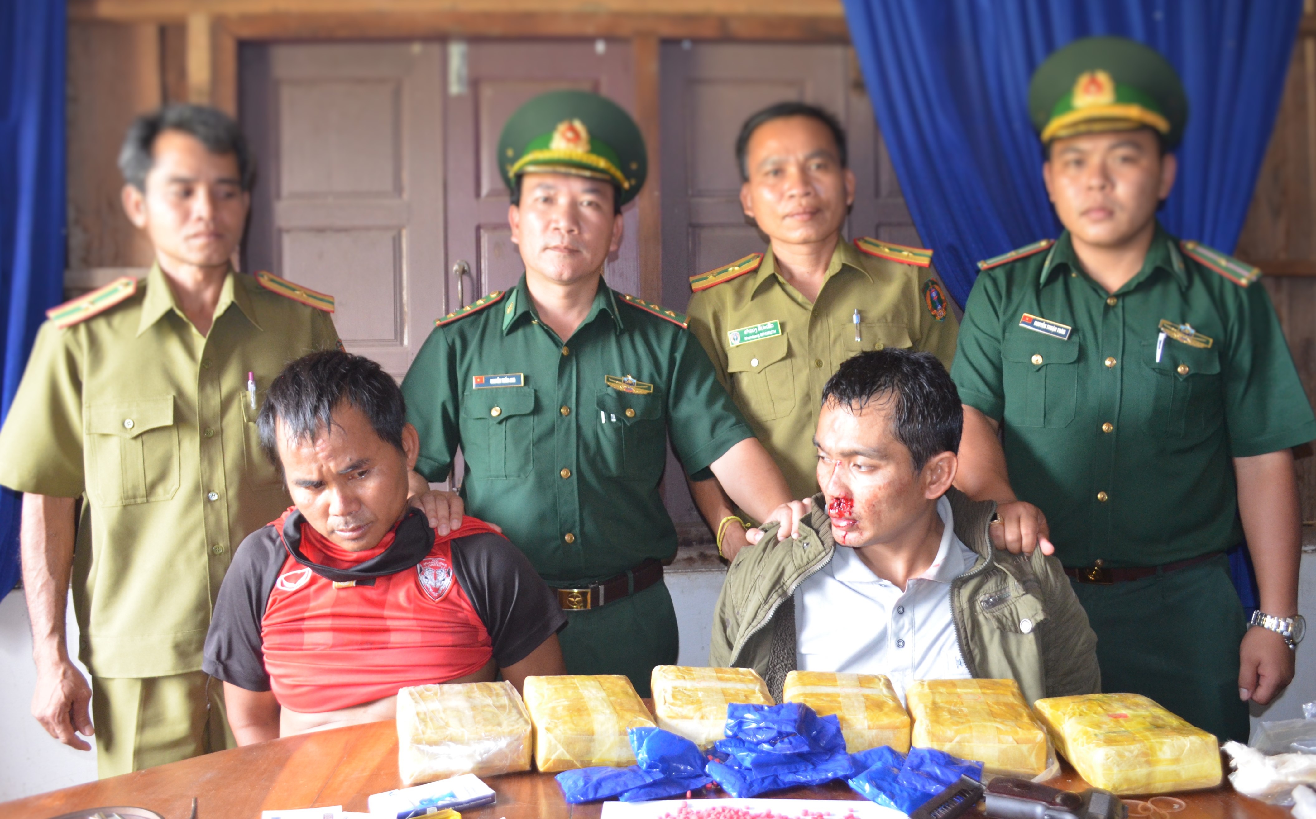 Van chuyen ma tuy anh 1