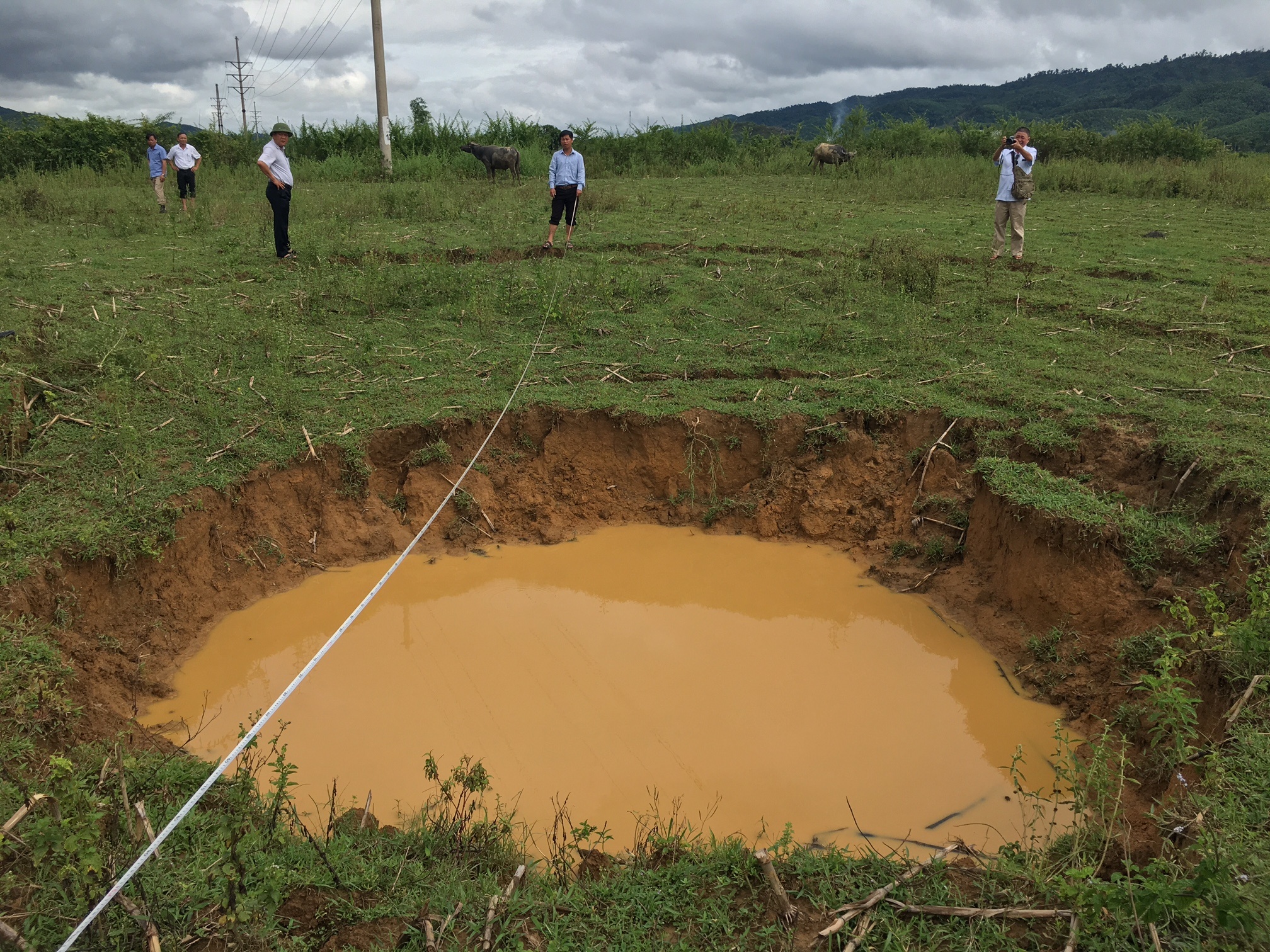 Quang Binh kiem tra 8 ho sut tai ha luu dap thuy dien Ho Ho hinh anh