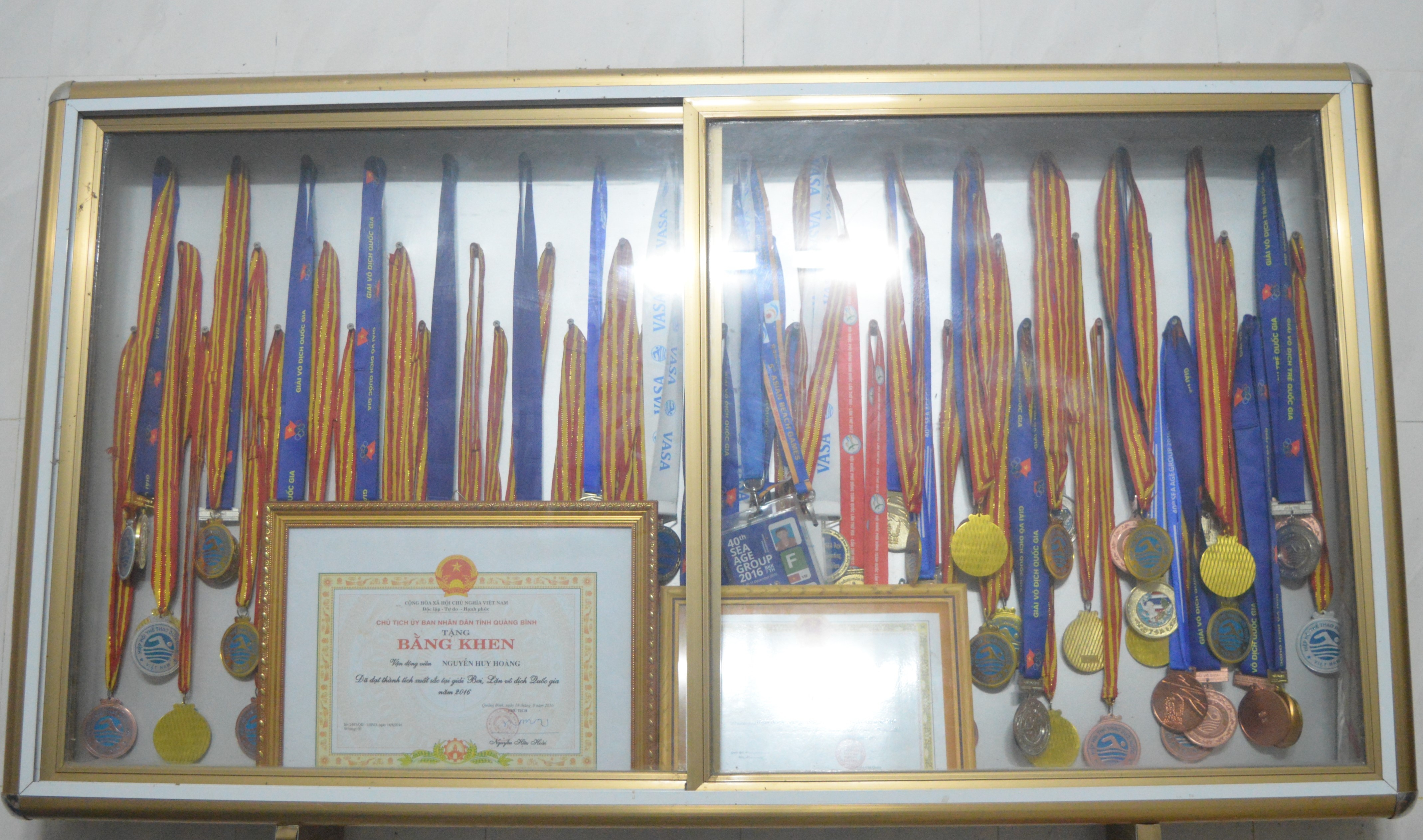 Niem vui o gia dinh ky luc gia boi loi Nguyen Huy Hoang anh 3