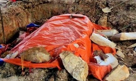 Phat hien mo co bang da nguyen khoi hinh anh