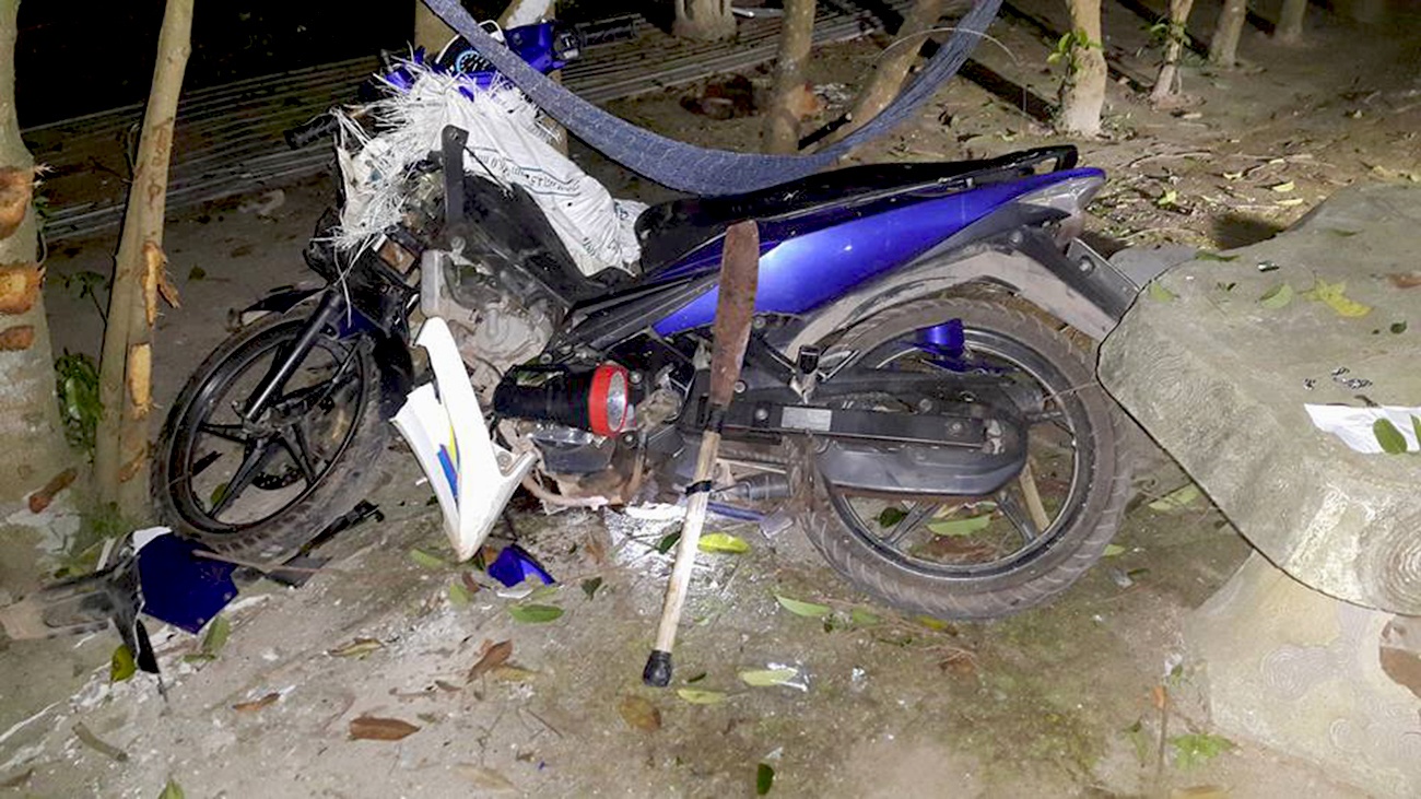 Hai thanh nien nghi di trom cho gap tai nan bat tinh hinh anh