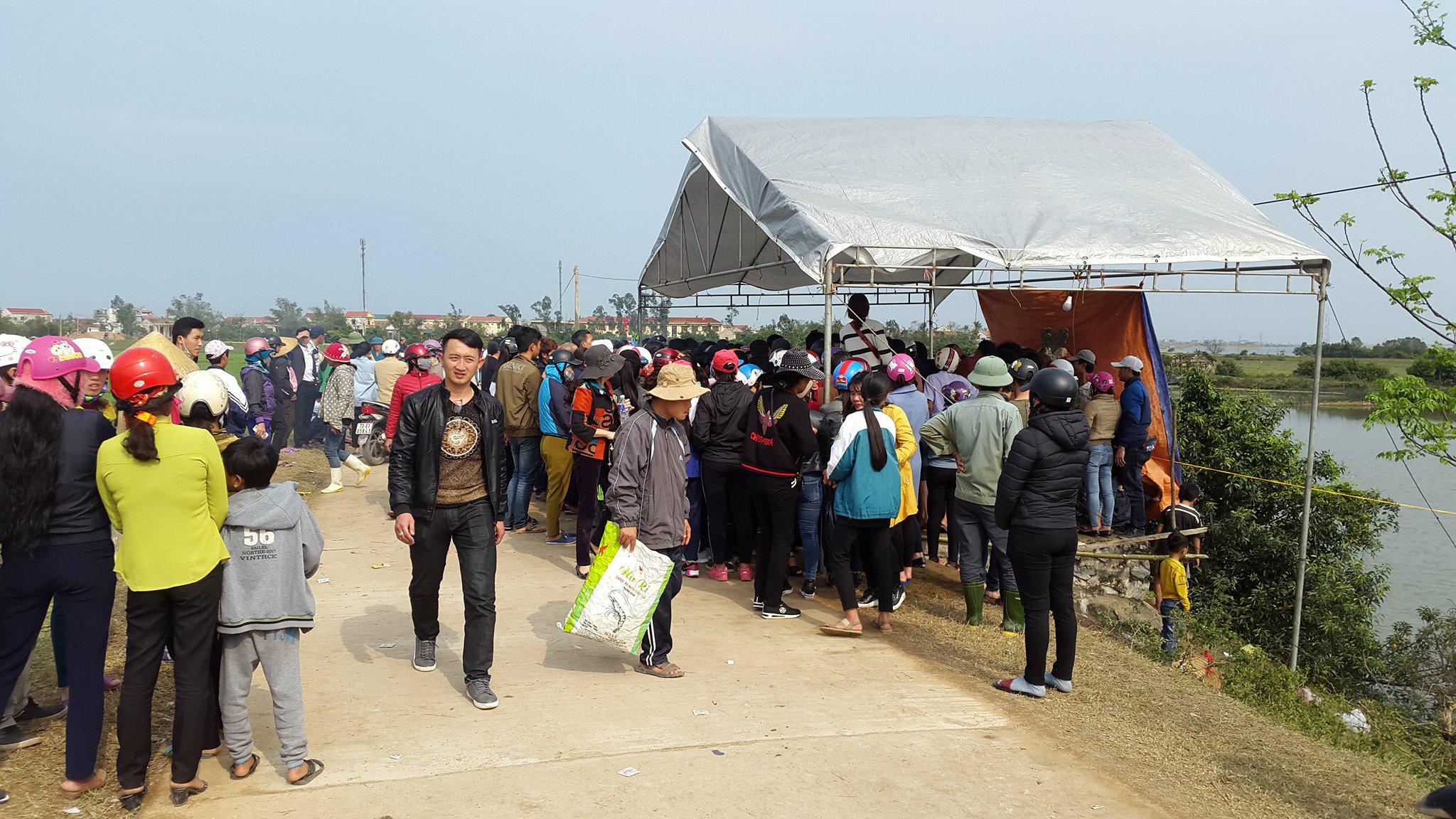 Bat con ran tren ngoi mo vo danh o Quang Binh anh 1