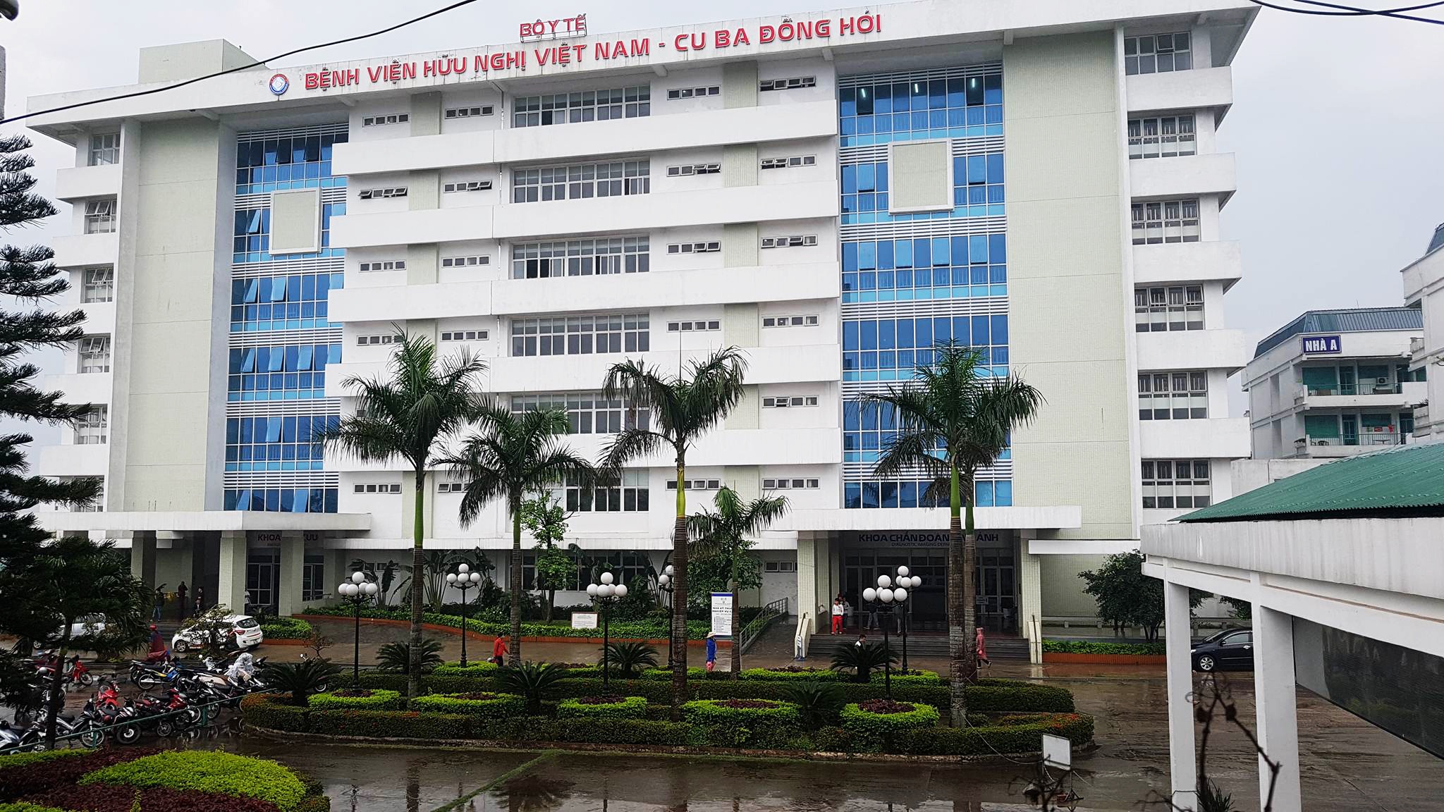 Quang Binh se thue chuyen gia y te Cuba voi luong 140 trieu/thang? hinh anh