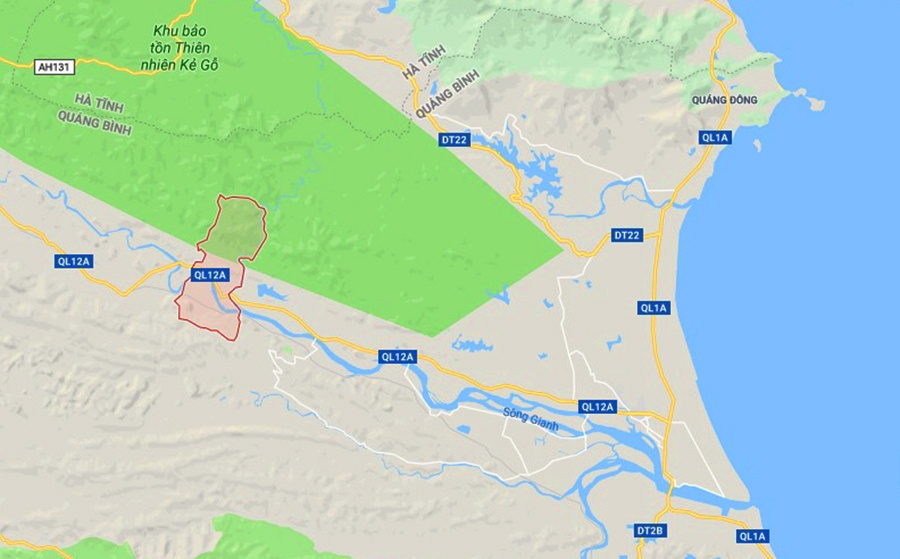 ôtô tải bị tàu thống nhất tông khi băng qua đường sắt ảnh 3 oto tai bi tau thong nhat tong khi bang qua duong sat anh 3