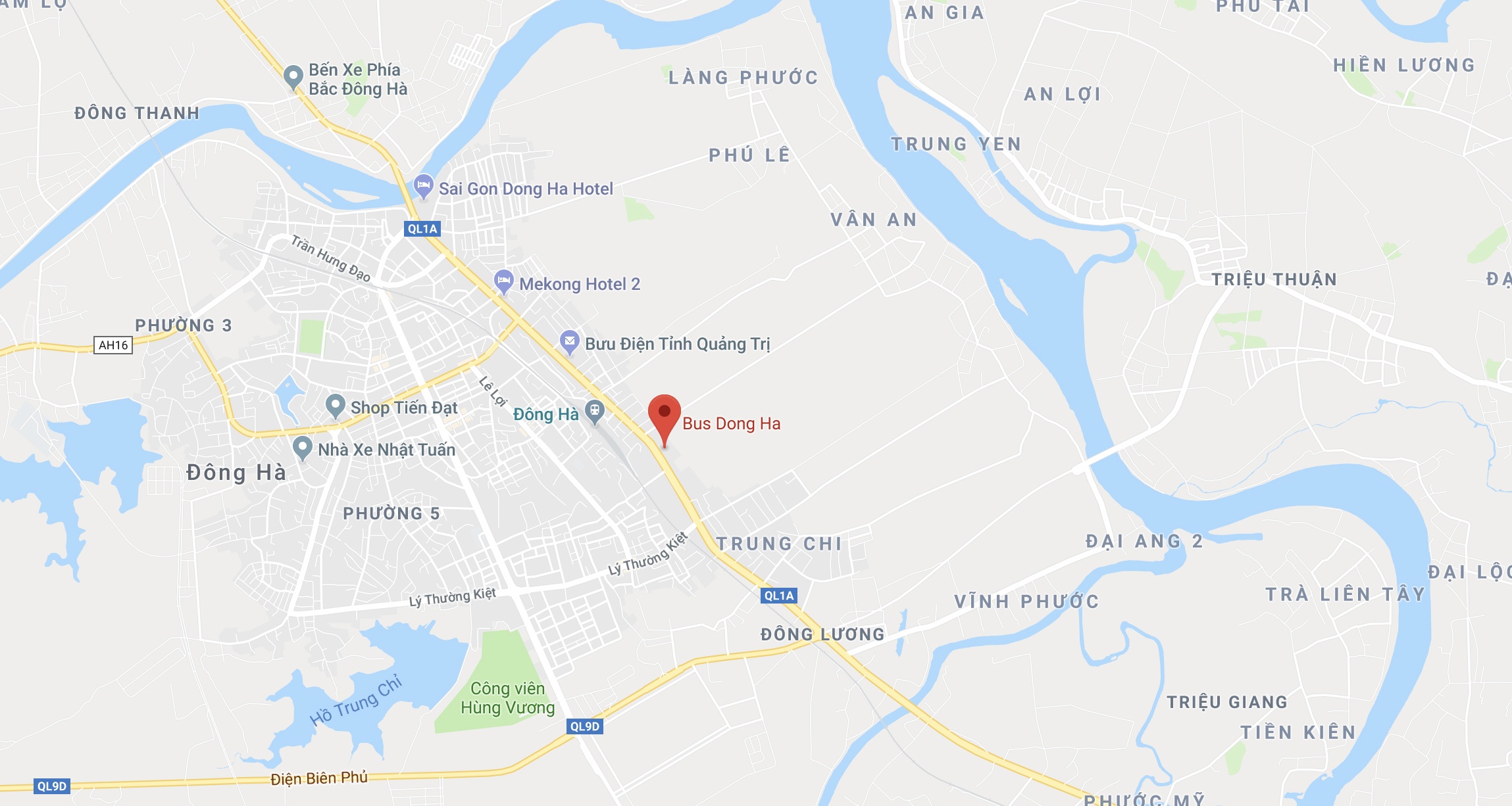 Canh sat giao thong giu xe tai cho cay khung anh 2